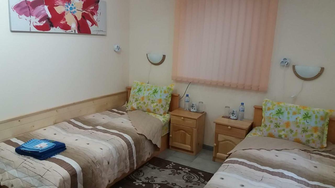 Нощувки Ботеви 苏曼 外观 照片